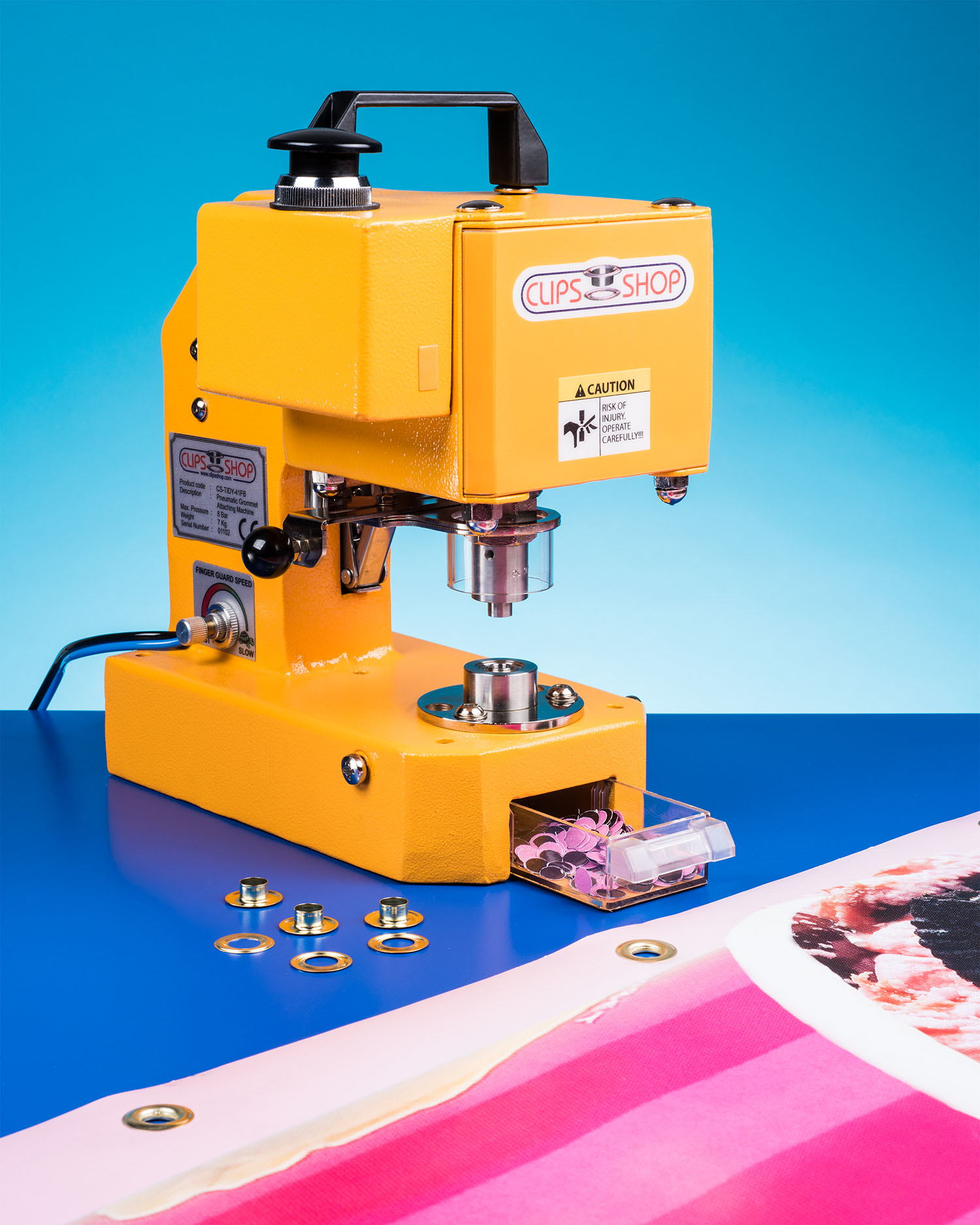 GROMMET ATTACHING MACHINE PORTABLE, PNEUMATIC, SAFE AND CLEAN Venmark